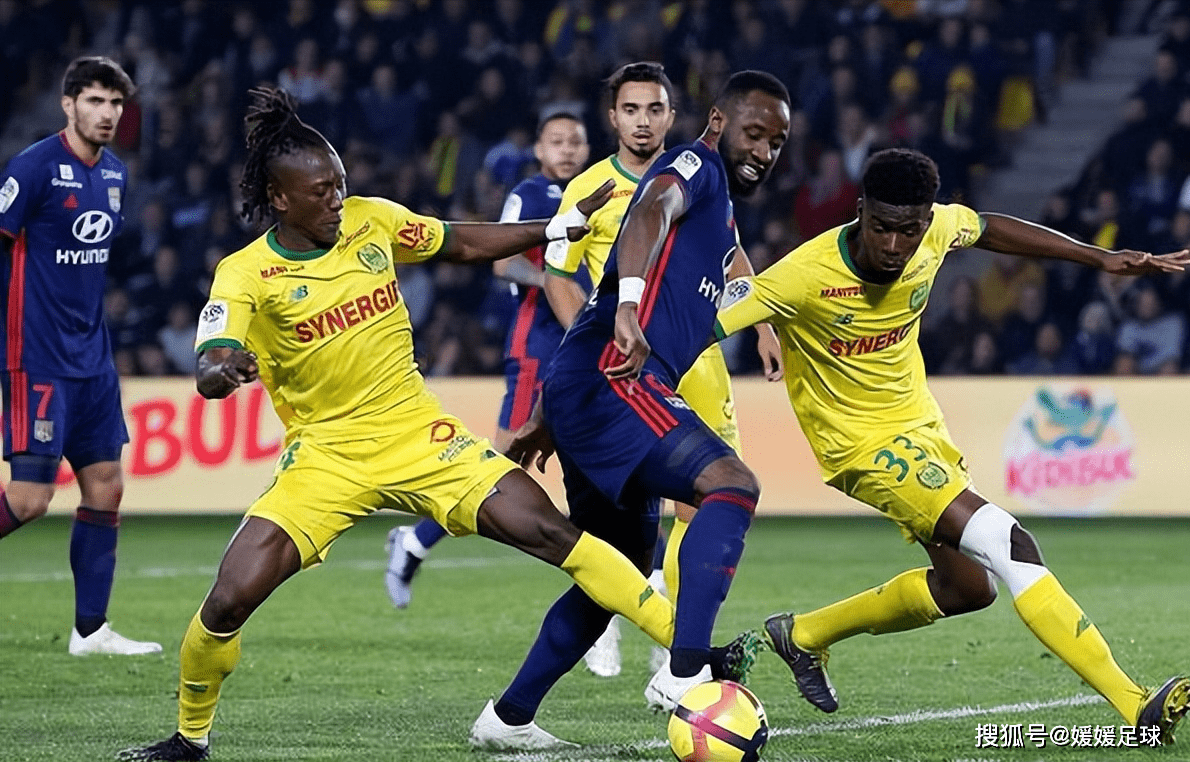 关于清晨体能课后,阿森纳内部沟通备战法国杯,压力陡增,赛季目标并未改变的信息 关于清晨体能课后,阿森纳内部沟通备战法国杯,压力陡增,赛季目标并未改变的信息