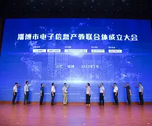 关于窗口期中超传出新动向；广东宏远更衣室发声；管理层表态——悬念犹存；资深球员宣示担当的信息