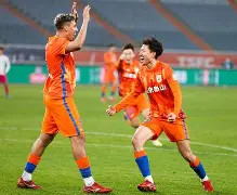 包含重磅！西甲倒计时山东泰山状态回暖备战全明星赛，窗口期山东男篮伤情更新的词条